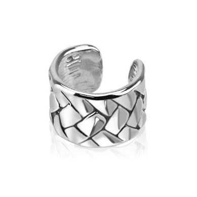 Ear cuff med flätat mönster