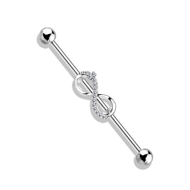 Industrial piercing med oändlighetstecken