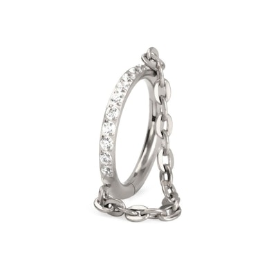 Ring med gångjärn, kedja och stenar