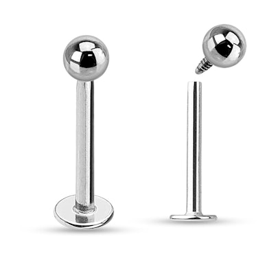 Labret av titan med invändig tråd