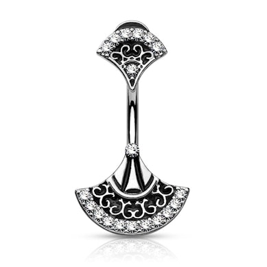 Navelpiercing med dubbla solfjädrar