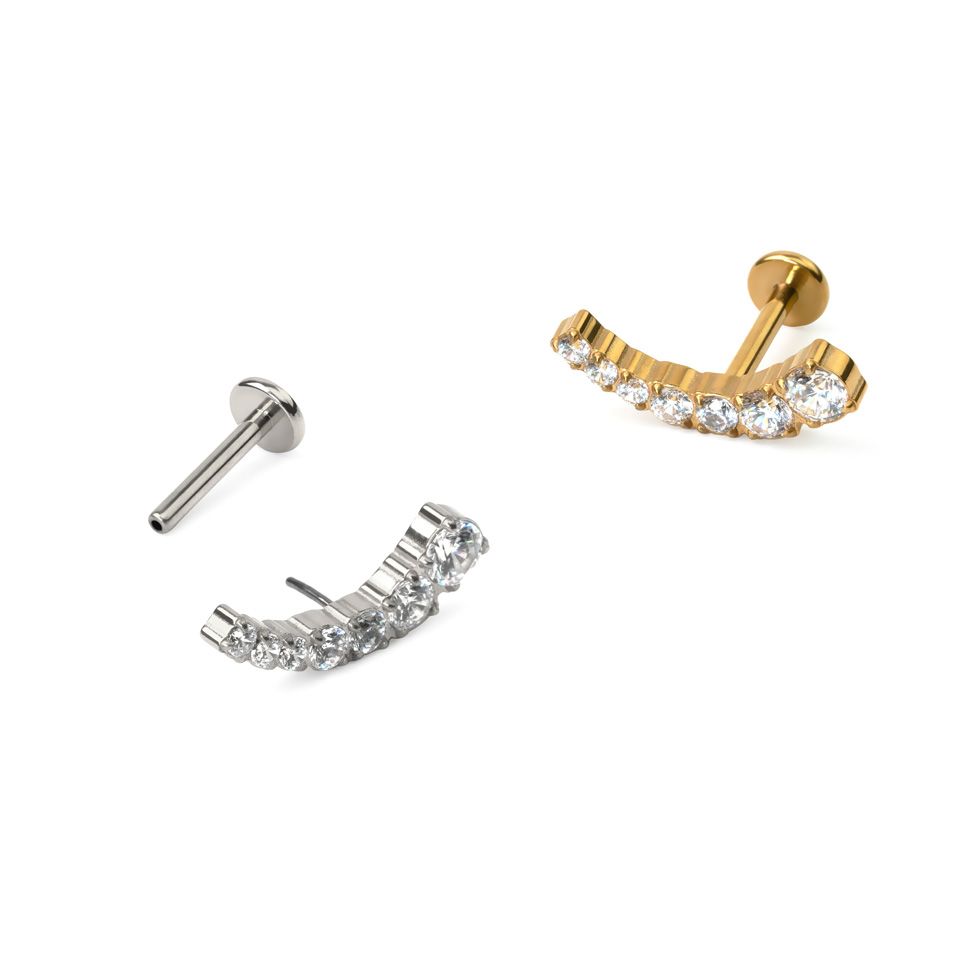 Push-in labret i titan med böjd, stenbelagd design