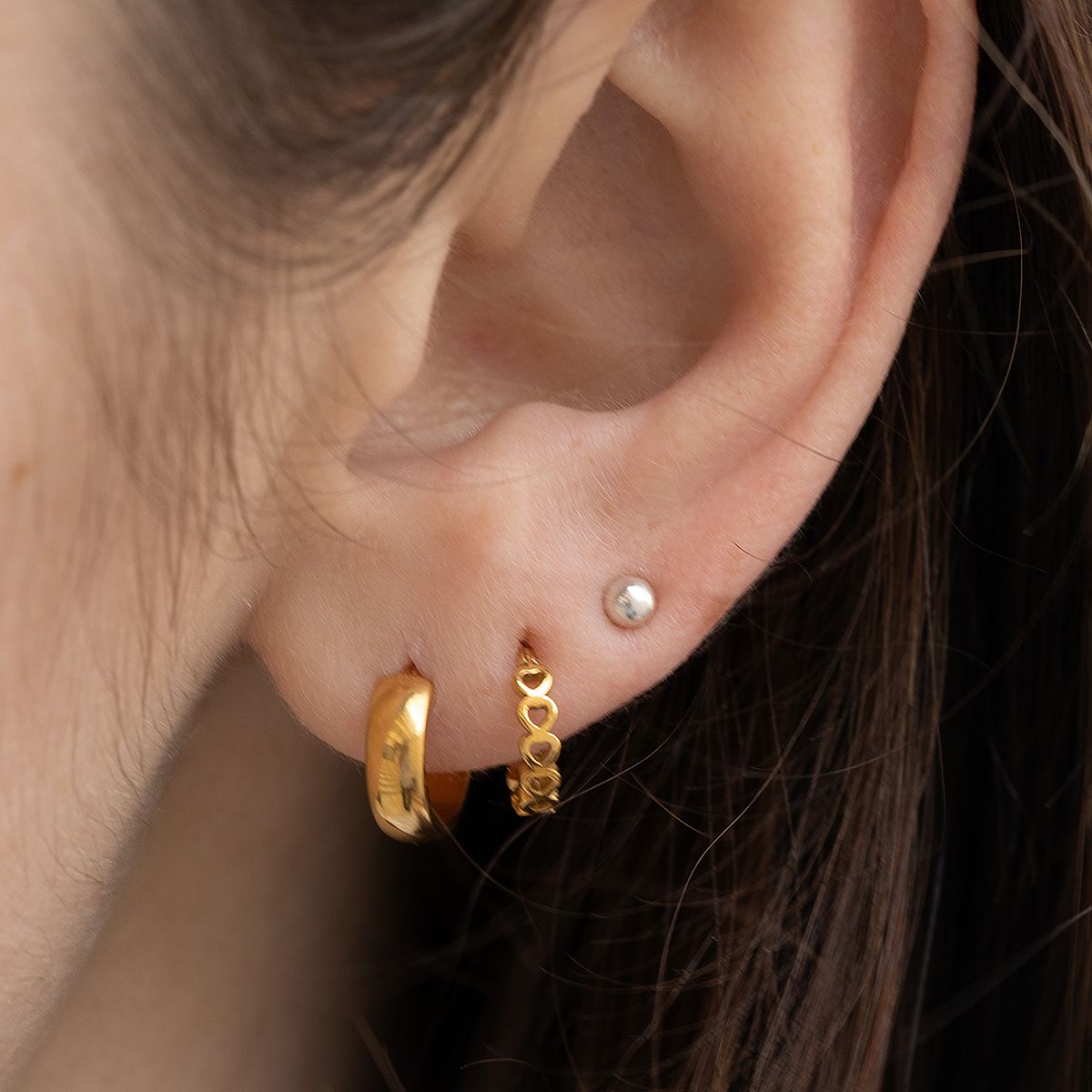 Labret med pärlkula av akryl i många färger
