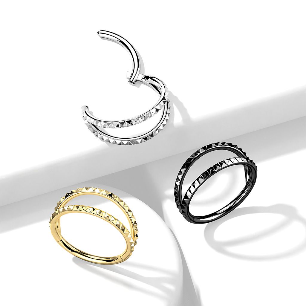 Dubbel ring med pyramidutskärning och gångjärn