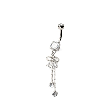 Navelpiercing med rosett och hänge