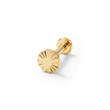Otrolig labret i titan med diamantskuren topp