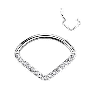 Chevron-formad ring i titan med fina stenar