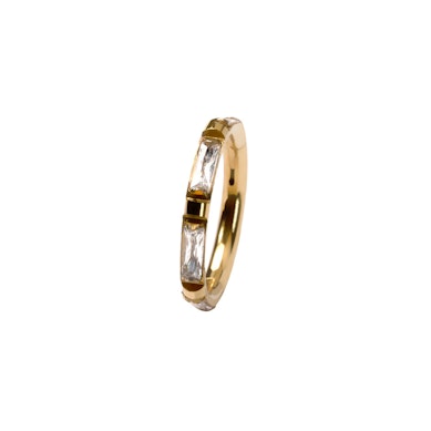 Titanring med baguetteslipade stenar