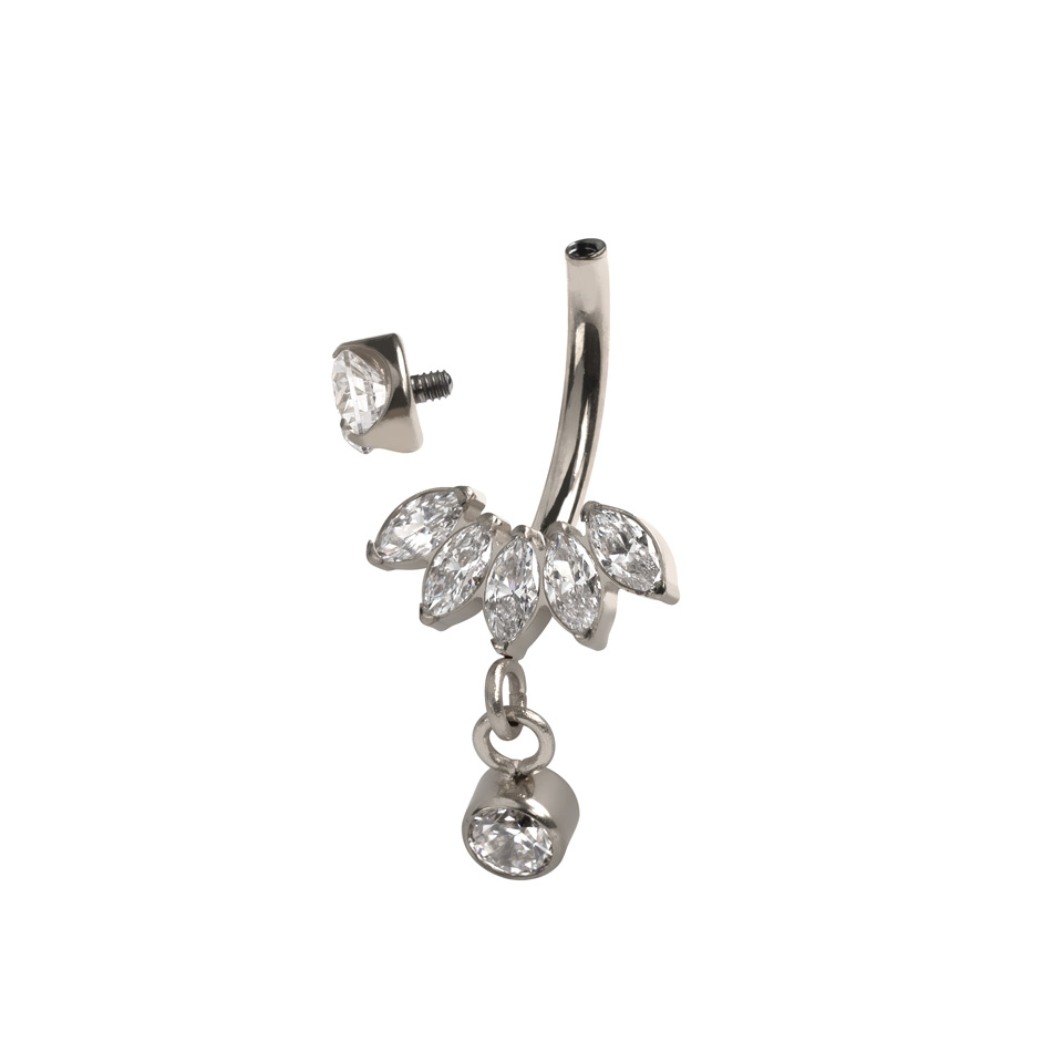 Navelpiercing med marquiseslipade stenar och hänge