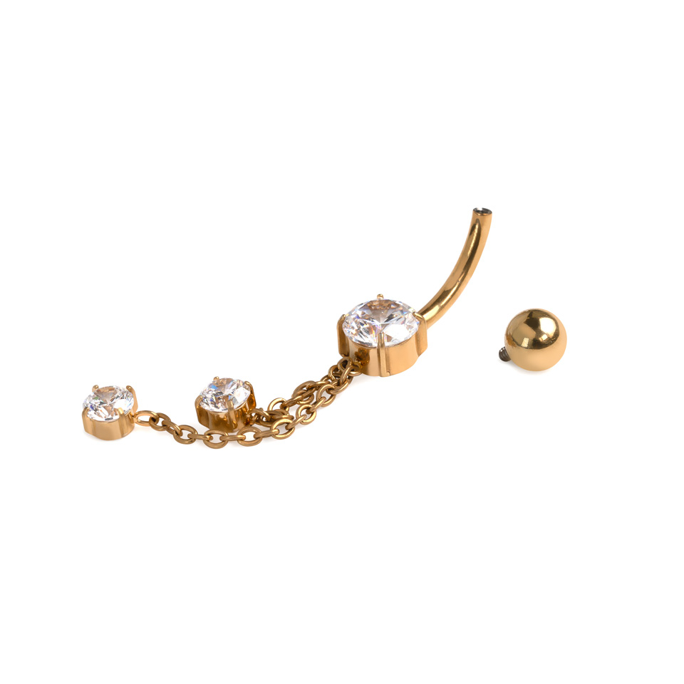 Navelpiercing i titan med kedja och stenar