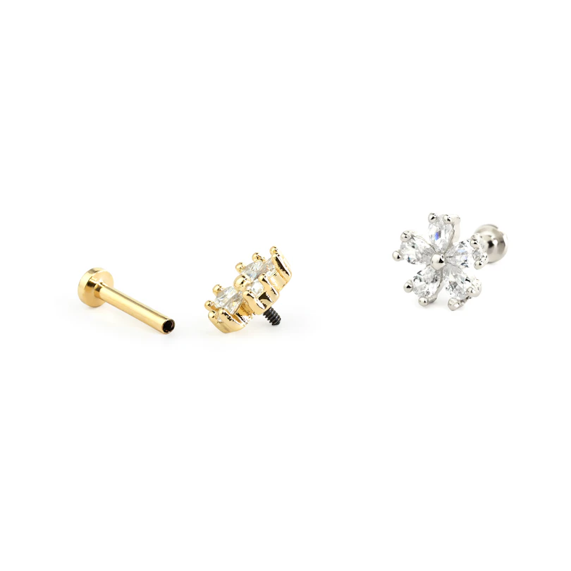 Labret med fembladig blomma och invändig gänga