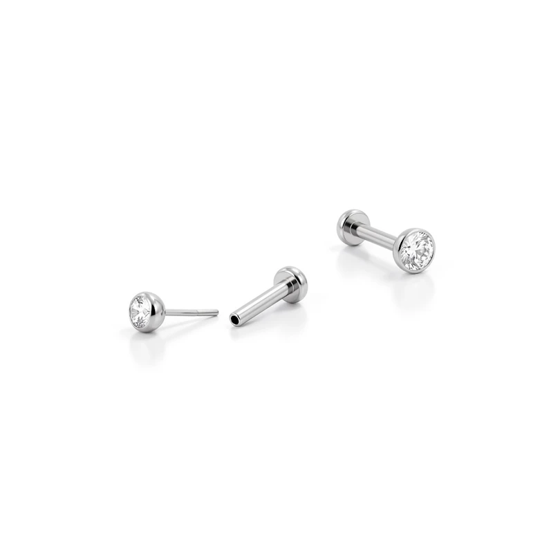 Push-in labret i titan med skuren sten