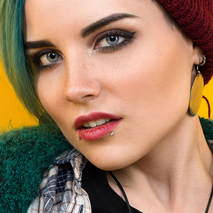 14 karats fast guldlabret med stenar i bioplast stav