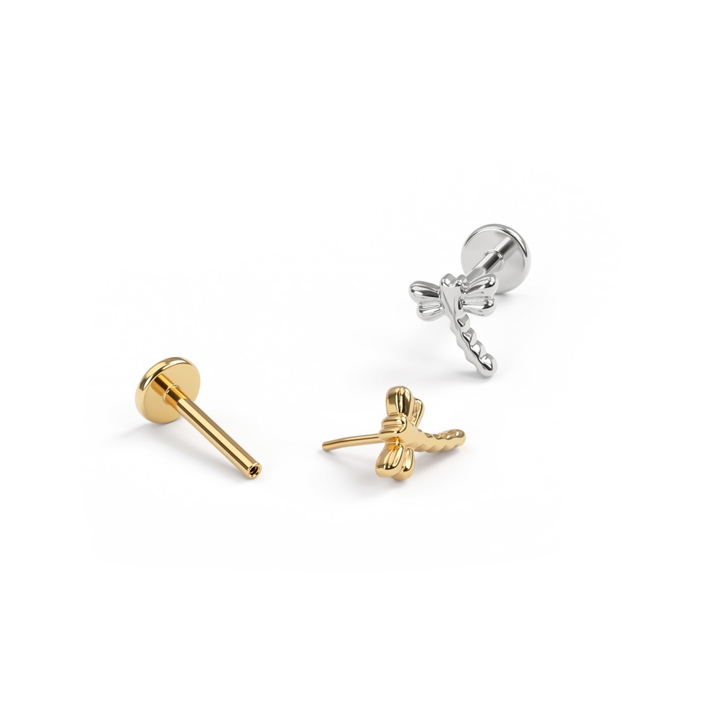 Labret i titan med trollslända