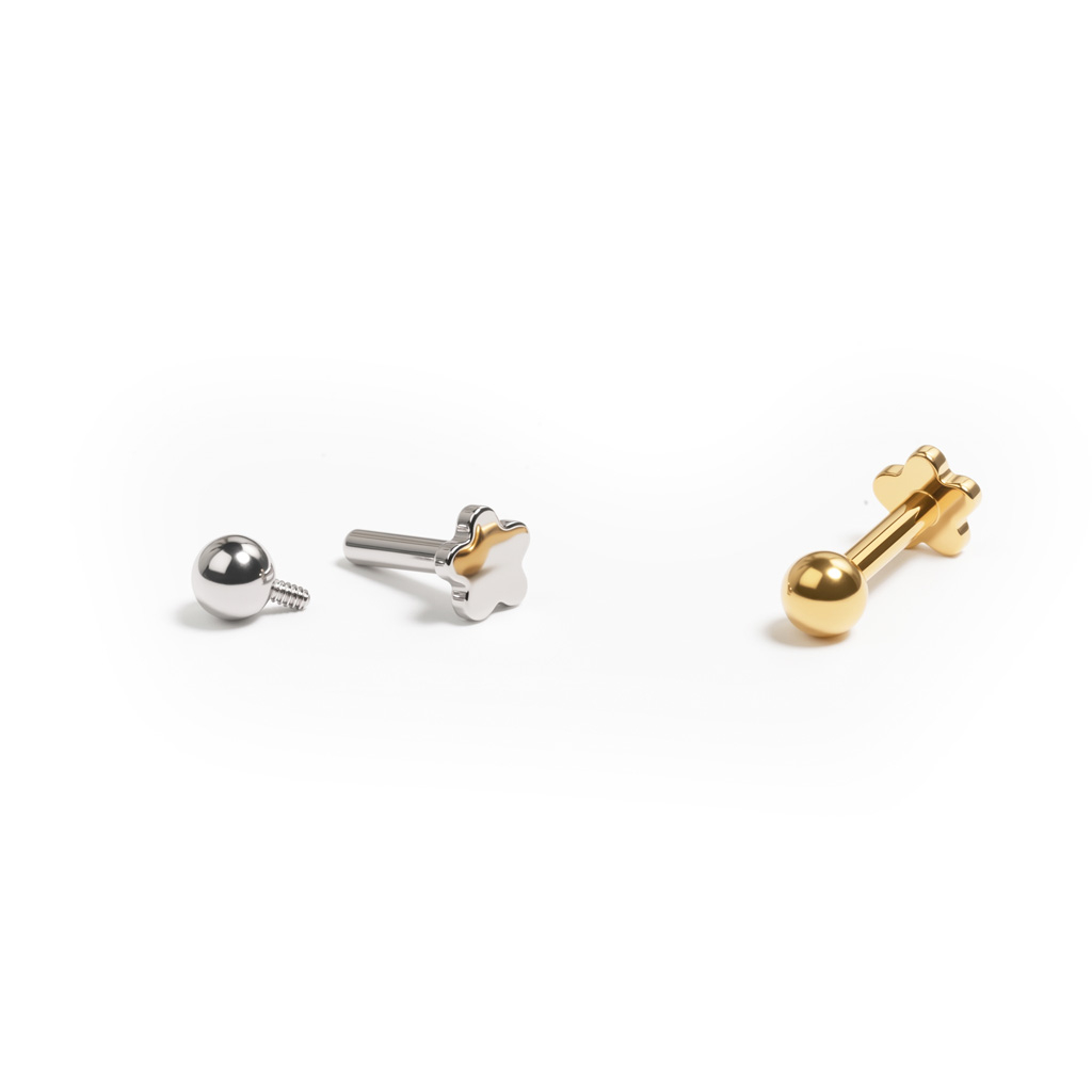 Titanlabret med blommig baksida