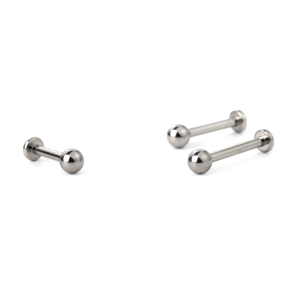 Labret i ren titan