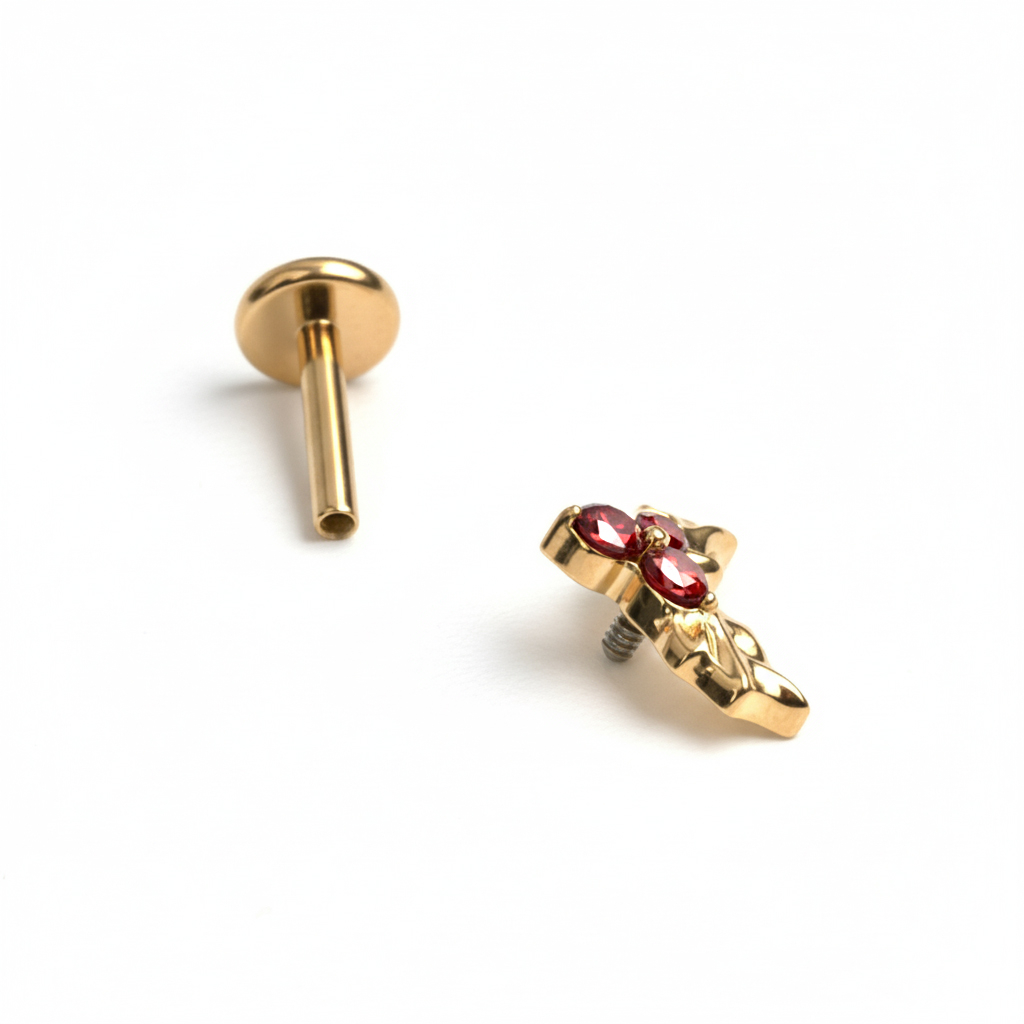 Labret i titan med järnek