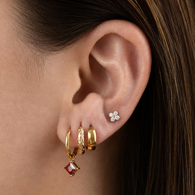 Titanlabret med miniatyrblomma