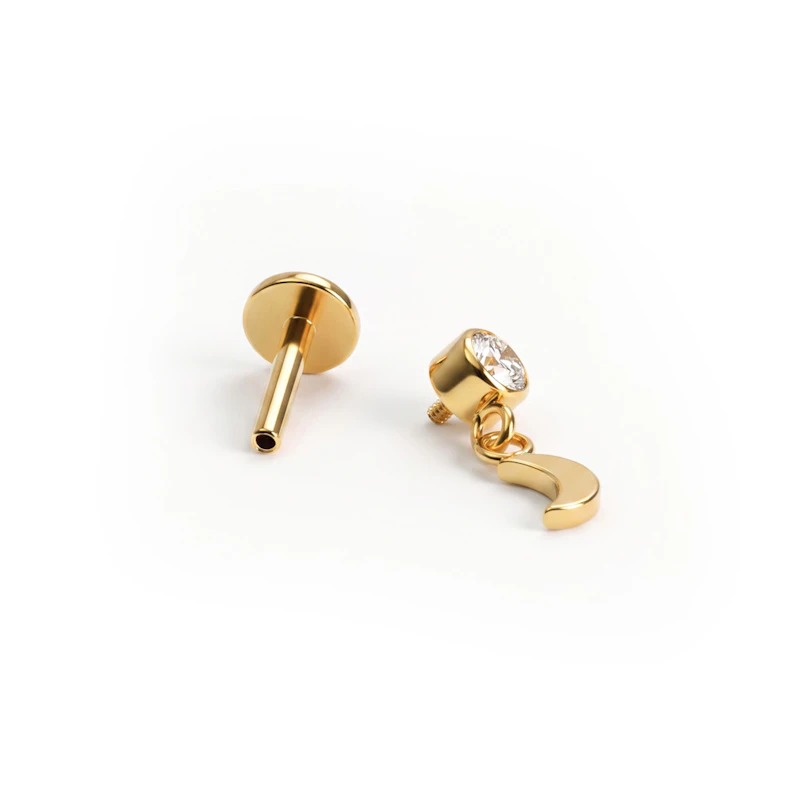Titanlabret med månhänge