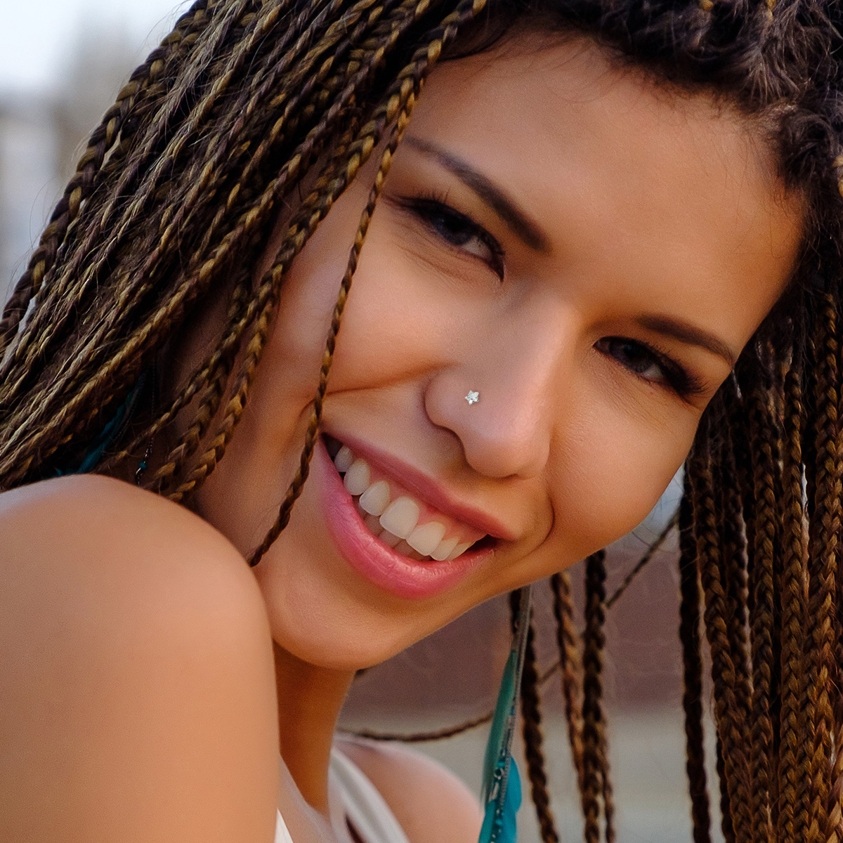 Nässtav med många olika stendesign och färger