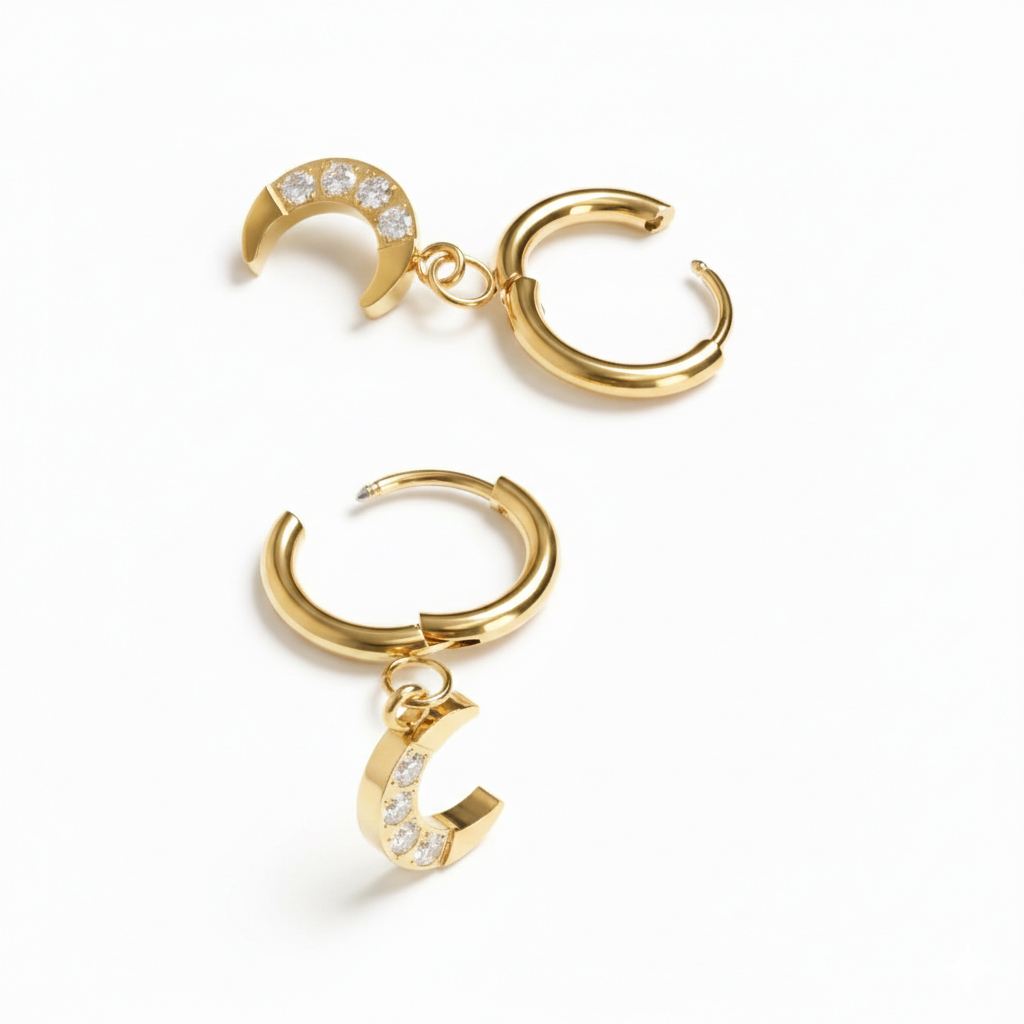 Par av ringar med månberlocker