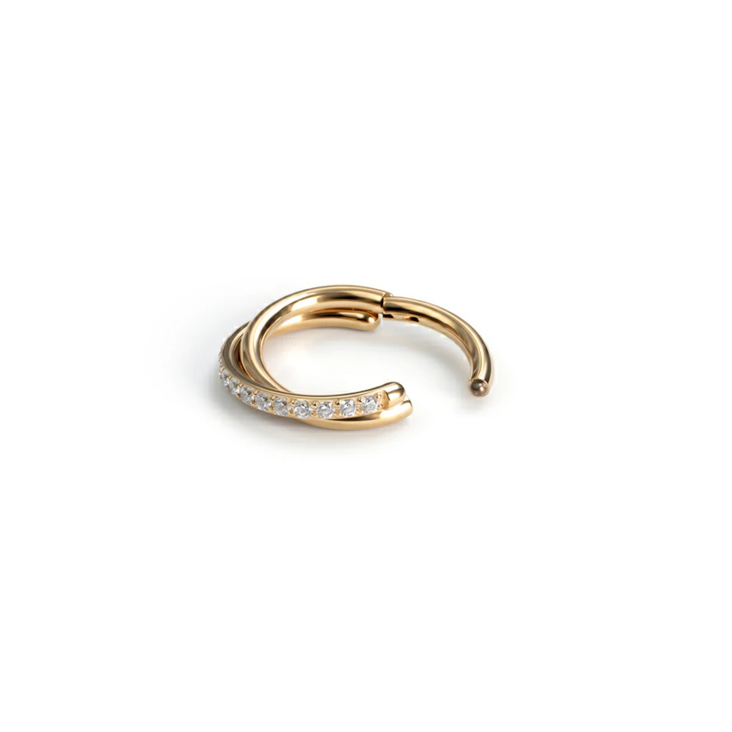 Titanring med kubisk zirkoniastenar